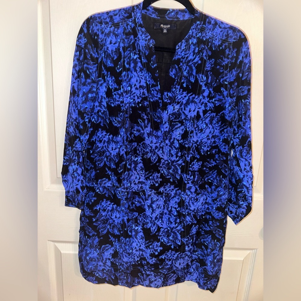 Madewell Black and Blue Silk Floral Tunic Blouse with pockets XS vacation beach